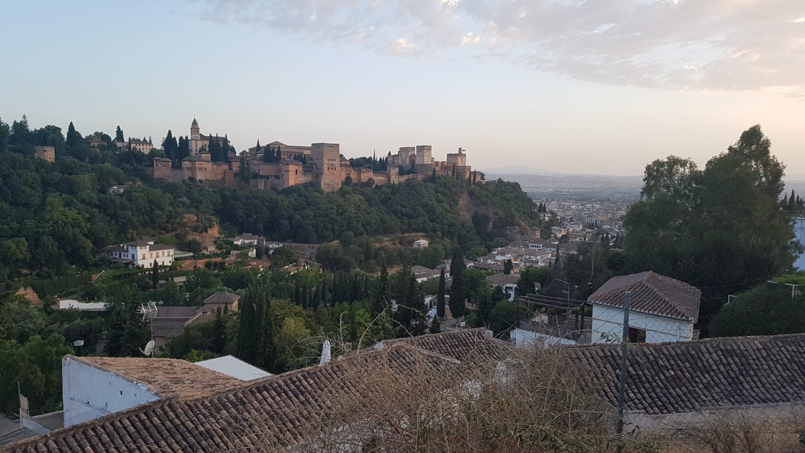 Ruta nocturna por Granada gratis -  Granada Tours