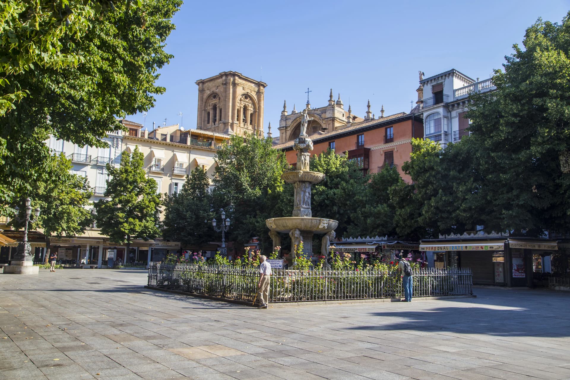 Free walking tour of Granada