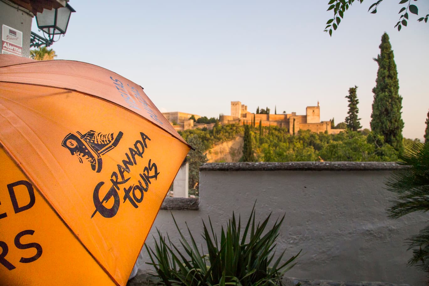 COMPLETE ALHAMBRA WITH NASRID PALACES